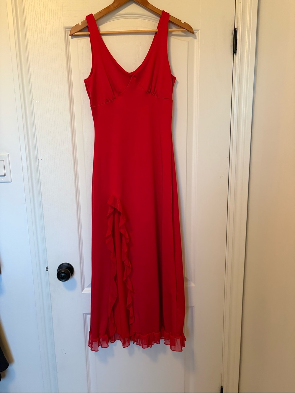 Source Unknown Bright Red Sleeveless V-Neck Ruffle-Trim Maxi Dress